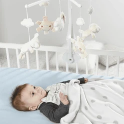 FEHN Muziekmobile Baby Love PAUL -Randwinkel Voor Kinderen fehn muziekmobile baby love paul a035335 2