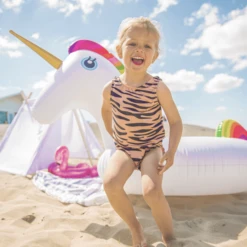 SWIM ESSENTIALS Swim Essential S Opblaasbare Eenhoorn Wit XL -Randwinkel Voor Kinderen swim essential s opblaasbare eenhoorn wit xl a359720 4